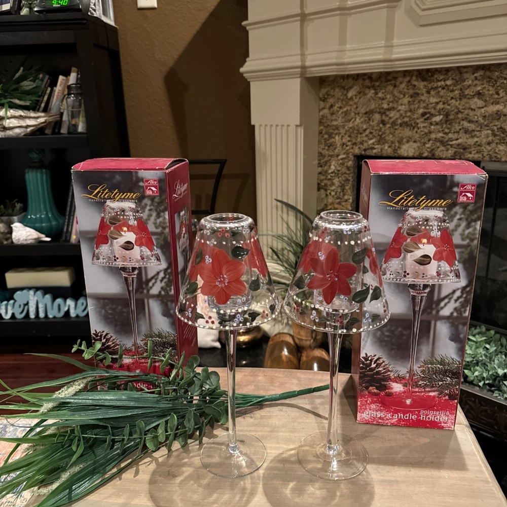 2 Poinsettia Glass Candle Holders Handcrafted 11.5" Alco Litetyme Christmas